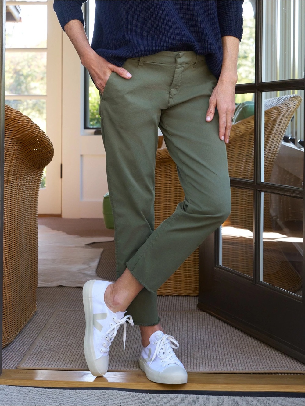 Frank and Eileen WICKLOW Army, Italian Performance Twill - Size 8